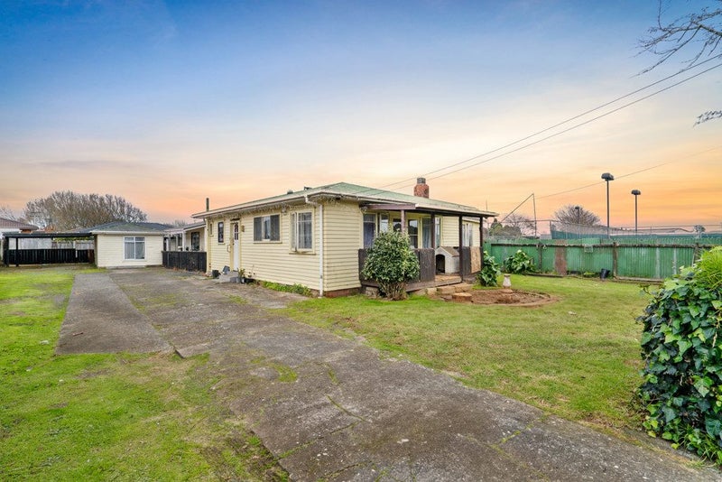 22 Elizabeth Avenue, Papatoetoe, Auckland - Carousel 2