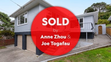 127 Parkvale Road, Karori, Wellington - Carousel 1