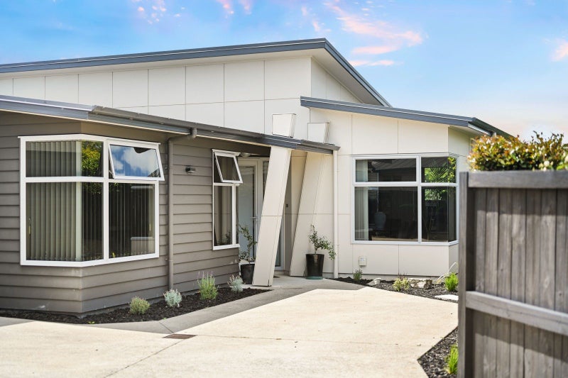 31 Mickelson Avenue, Rototuna, Hamilton - Carousel 2