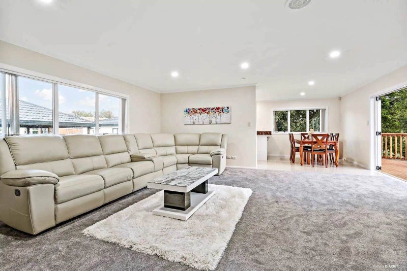 24 Olive Crescent, Papatoetoe, Auckland - Carousel 2