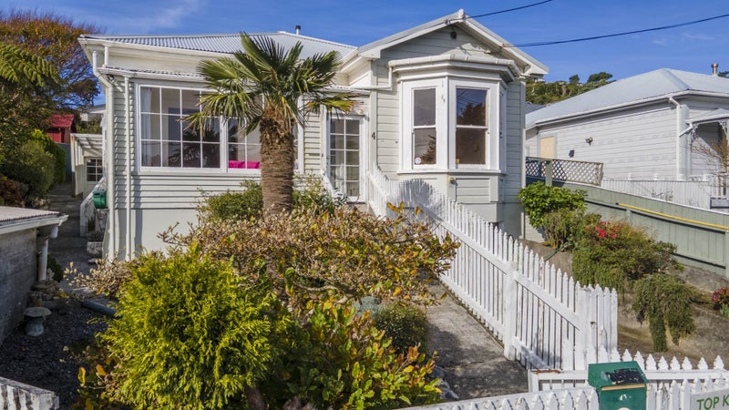 4 Arthur Carman Street, Johnsonville, Wellington - Carousel 2