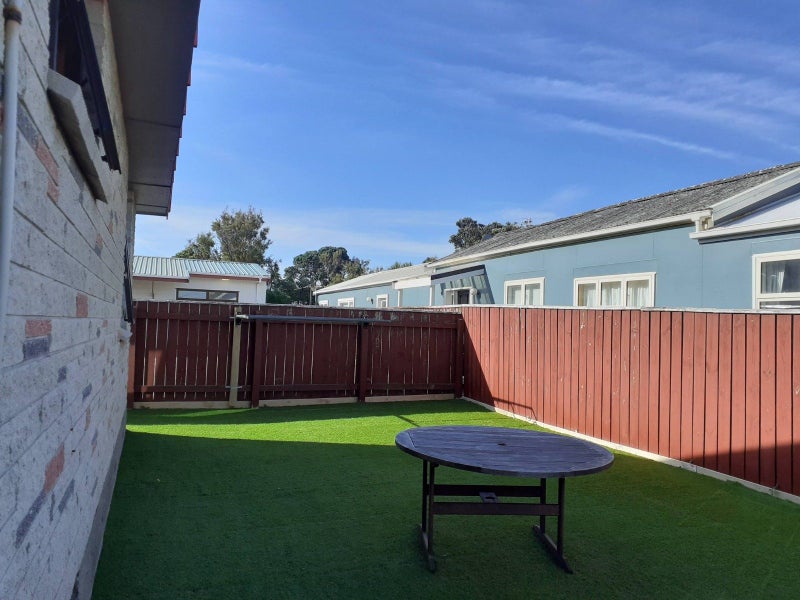 136 Apu Crescent, Lyall Bay, Wellington - Carousel 10