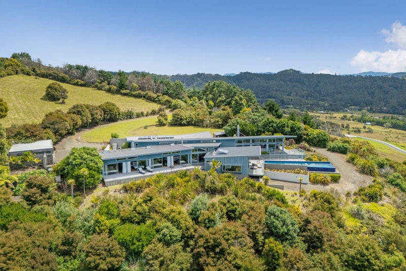 28 Radar Road, Hot Water Beach, Whitianga - Carousel 2