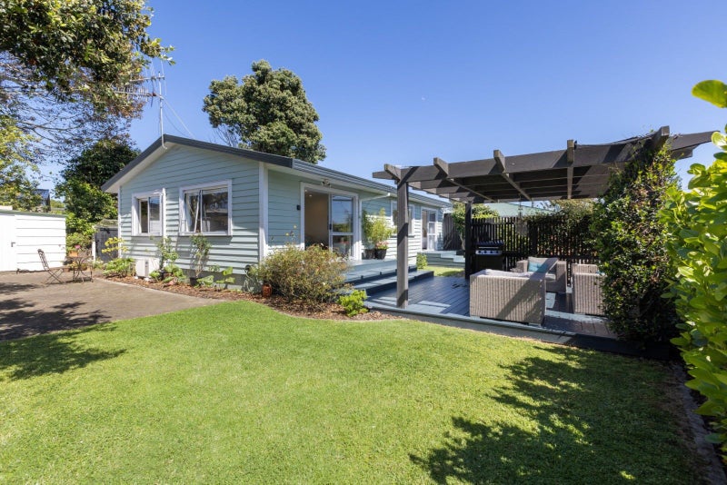 53B Myres Street, Otumoetai, Tauranga - Carousel 1