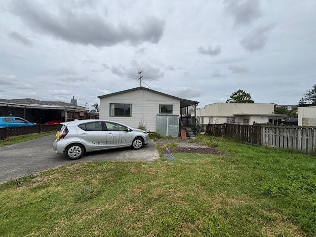 343 Main Road, Huapai, Kumeu - Carousel 1
