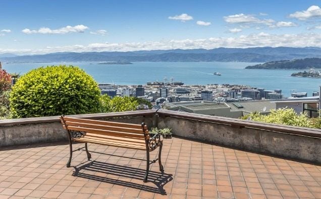 5 Mataroa Avenue, Northland, Wellington - Carousel 8