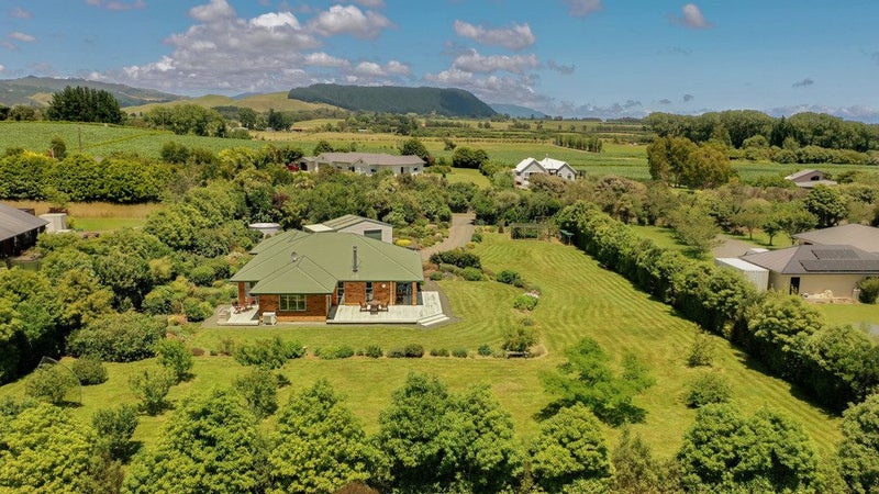 33 Ketemaringi Way, Manakau, Levin - Carousel 1