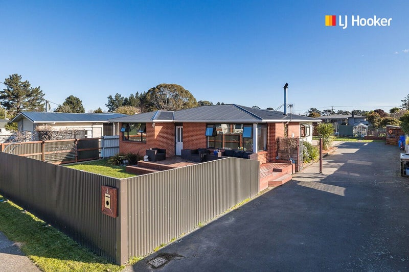 6 Vampire Road, Waldronville, Dunedin - Carousel 1