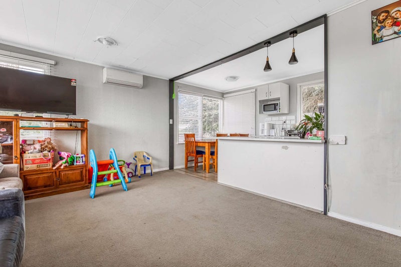 72 Mallard Drive, Selwyn Heights, Rotorua - Carousel 2