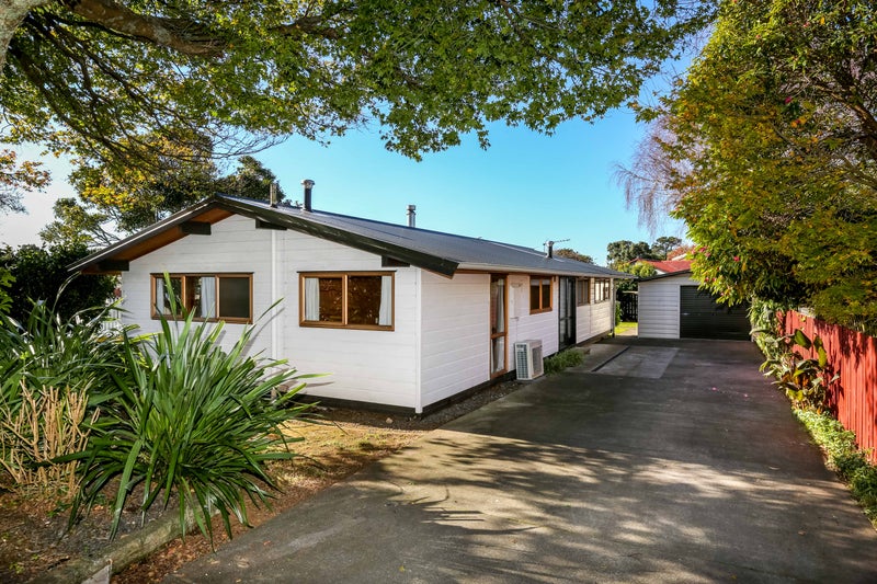 143 Govett Avenue, Frankleigh Park, New Plymouth - Carousel 2