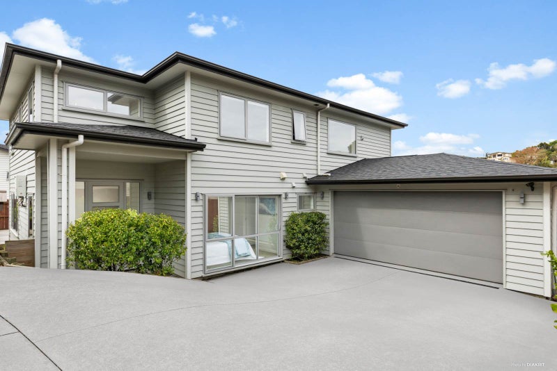 105 Bayside Drive, Browns Bay, Auckland - Carousel 1