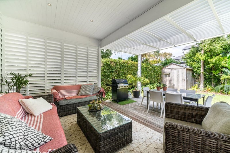15 Waterview Road, Stanley Point, Auckland - Carousel 2