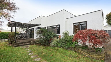 301 Leo Street, Akina, Hastings - Carousel 1