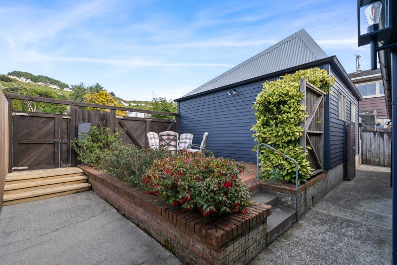 7 Woodford Way, Crofton Downs, Wellington - Carousel 2