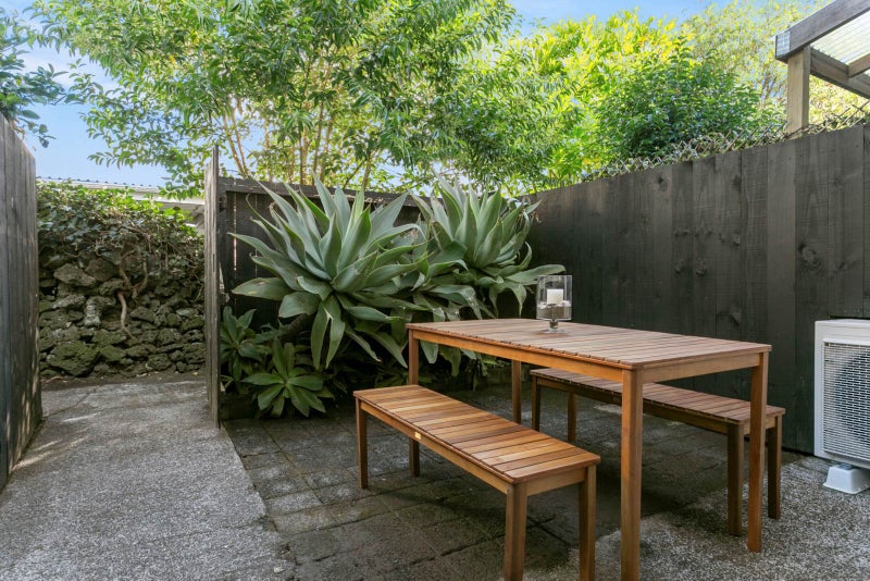 5/7 Patterson Street, Sandringham, Auckland - Carousel 2