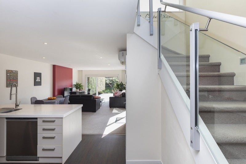 6 Seager Lane, Hillmorton, Christchurch - Carousel 1