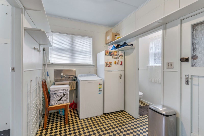 9 Forrester Avenue, Liberton, Dunedin - Carousel 2