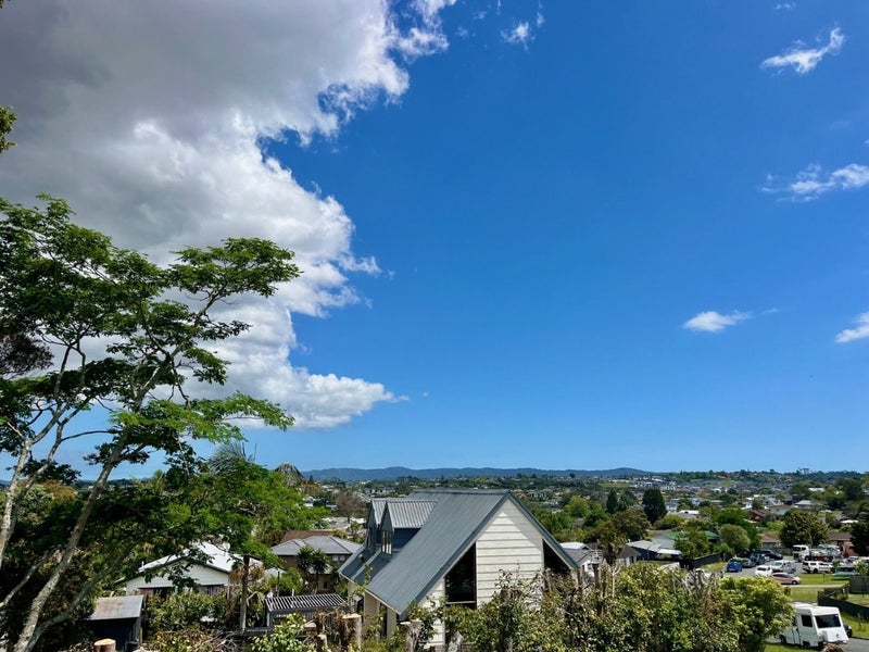 8A Crosby Road, West Harbour, Auckland - Carousel 2