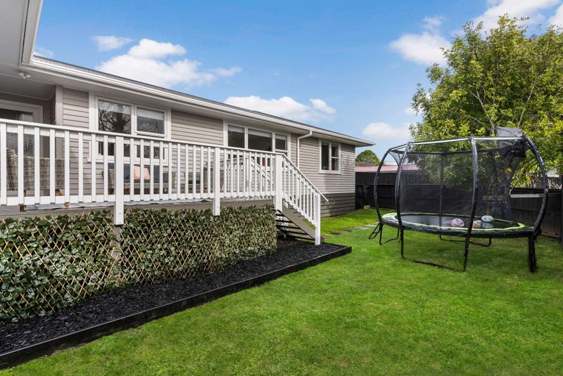 4 Lancaster Road, Beach Haven, Auckland - Carousel 1