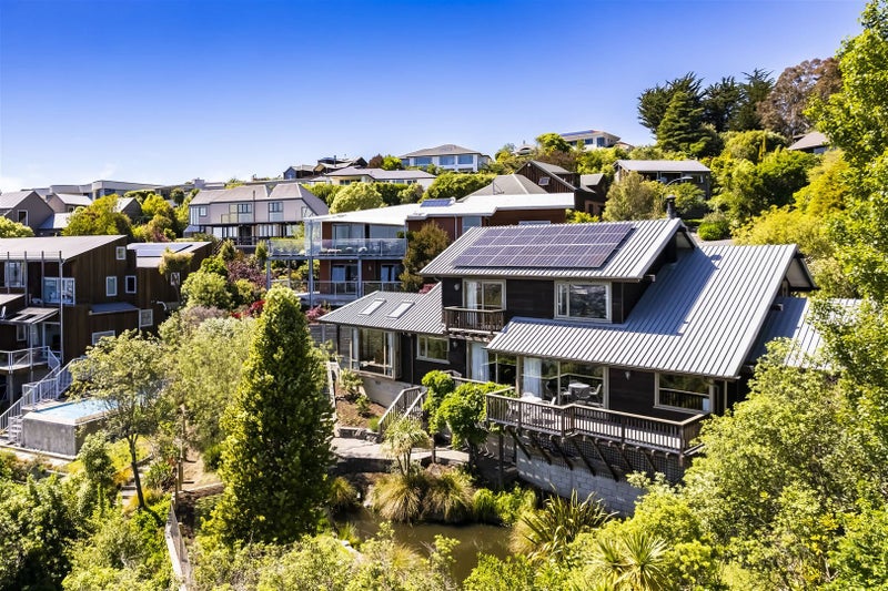 5 Amherst Place, Cashmere, Christchurch - Carousel 2