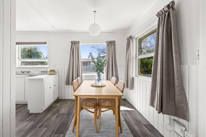 9 Whitby Crescent, Flaxmere, Hastings - Carousel 2