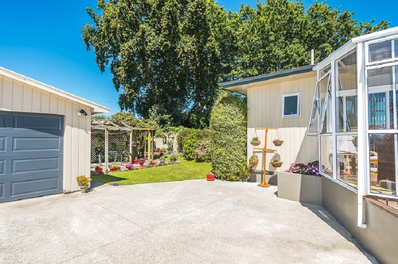 49 Harris Street, Marton - Carousel 20