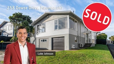 258 Dowse Drive, Maungaraki, Lower Hutt - Carousel 1