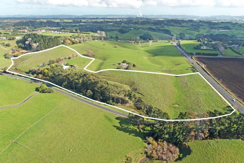 943 Glenbrook Road, Pukekohe - Carousel 1