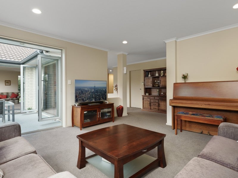 27 Kakapo Place, Pyes Pa, Tauranga - Carousel 2