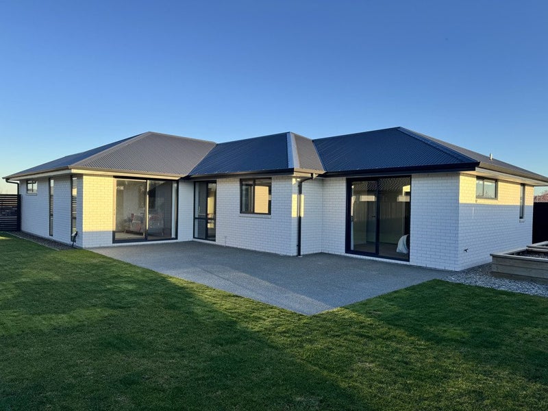 40 Strowan Avenue, Elgin, Ashburton - Carousel 2