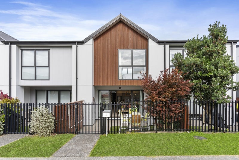 15 Gateway Avenue, Beachlands, Auckland - Carousel 2