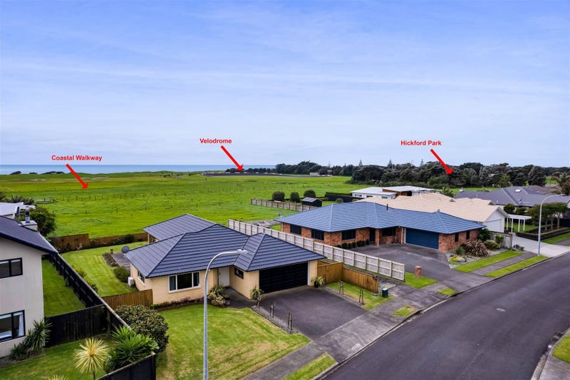 13 Dolphin Parade, Bell Block, New Plymouth - Carousel 33