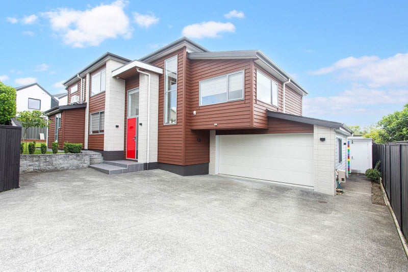 52A Mountain View Road, Western Springs, Auckland - Carousel 1
