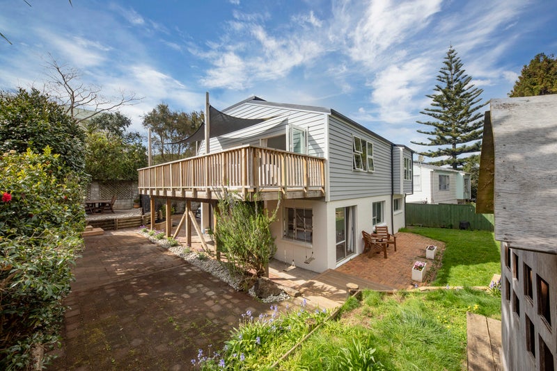 2/8 Matiere Road, Onehunga, Auckland - Carousel 2