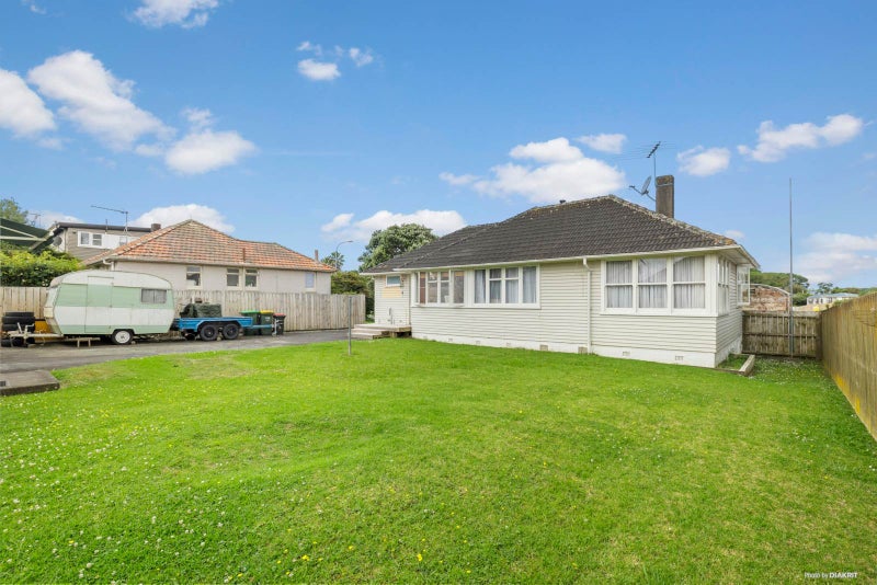 29 Line Road, Glen Innes, Auckland - Carousel 10