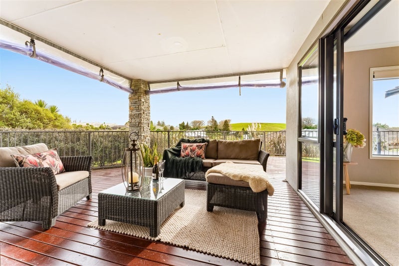 17 Gavinike Place, Waimauku, Waimauku - Carousel 1