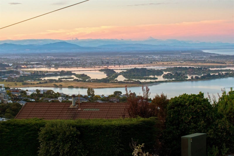 212 Mount Pleasant Road, Mount Pleasant, Christchurch - Carousel 2