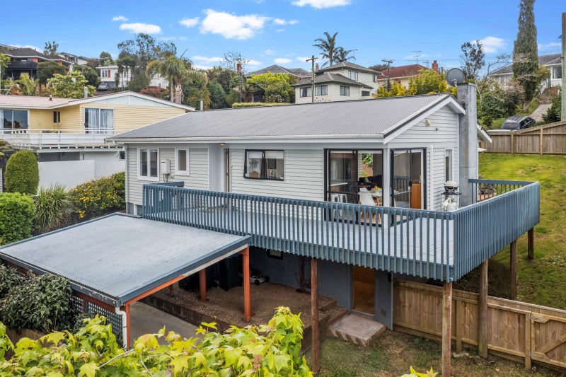 7 McIlroy Avenue, Hillsborough, Auckland - Carousel 2