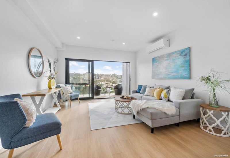 5/28 Ludlow Terrace, Totara Vale, Auckland - Carousel 1