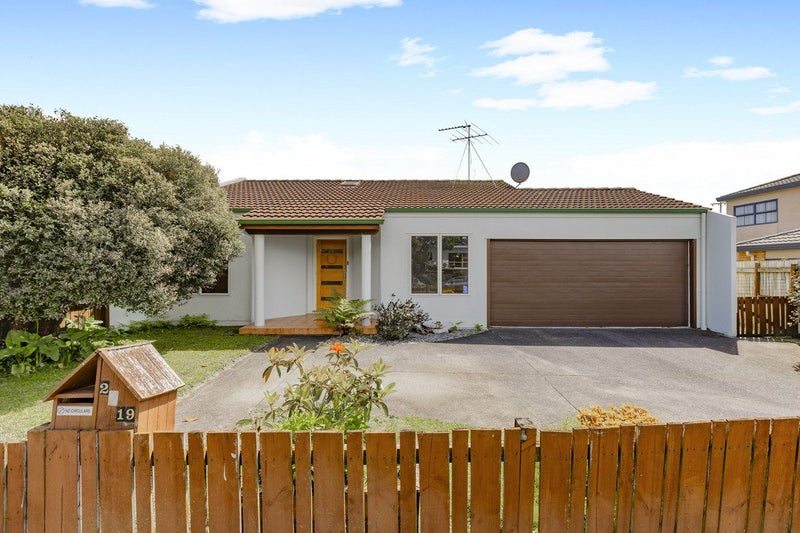 2/19 Riverview Road, Panmure, Auckland - Carousel 1