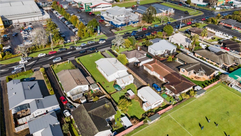 71 Harris Street, Pukekohe, Pukekohe - Carousel 2