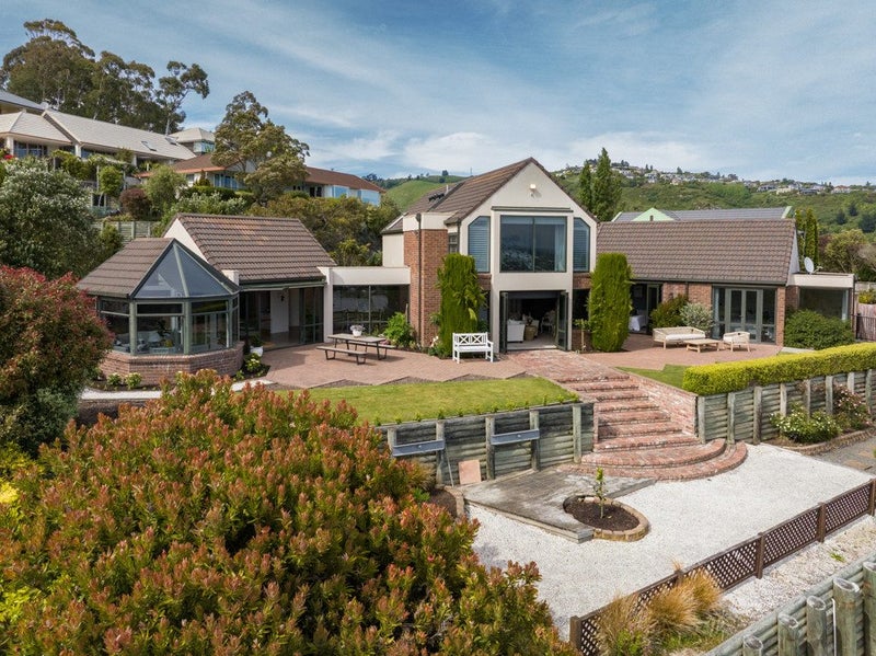 3 Kimbolton Lane, Huntsbury, Christchurch - Carousel 1