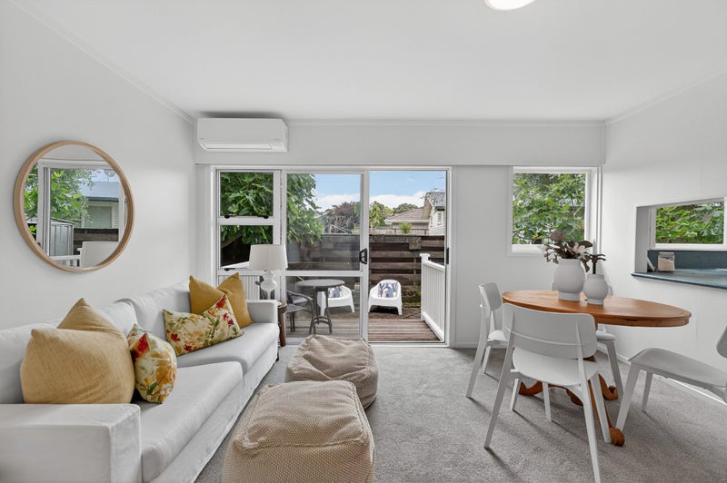 2/37 Wendover Road, Glendowie, Auckland - Carousel 2