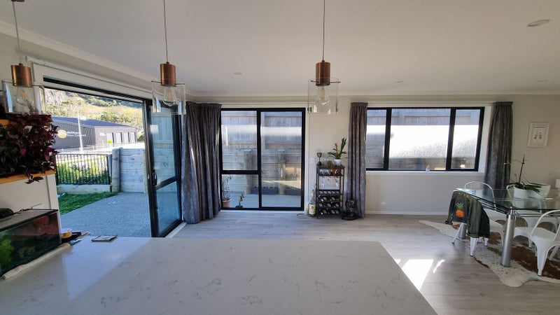 62 Hokioi Drive, Kenepuru, Porirua - Carousel 1