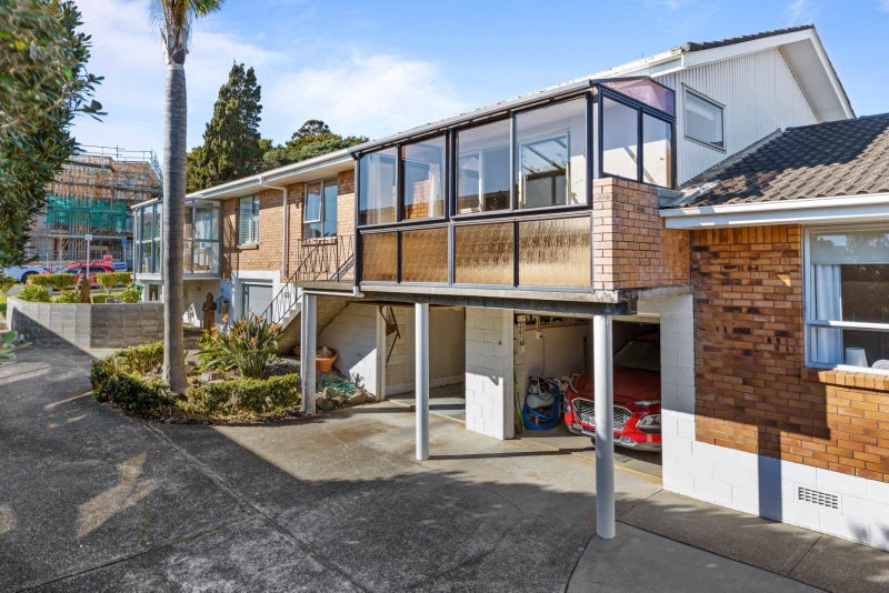 2/9 Dodson Avenue, Milford, Auckland - Carousel 2