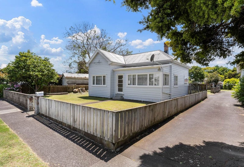 89 Quadrant Road, Onehunga, Auckland - Carousel 1