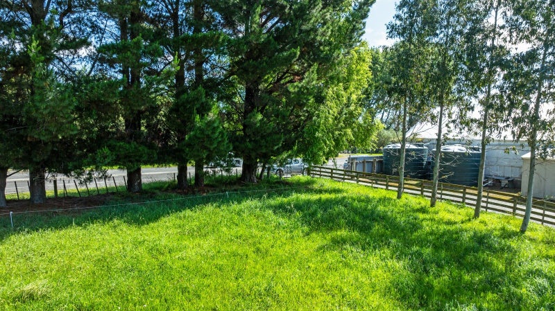 0 State Highway 3, Awahuri, Palmerston North - Carousel 6