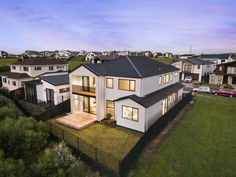 17 Seagreen Avenue, Rosehill, Papakura - Carousel 24