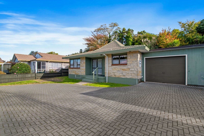 12A Westbrook Place, Pomare, Rotorua - Carousel 1