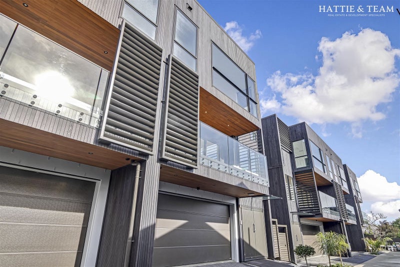 5B Pierce Road, Milford, Auckland - Carousel 2
